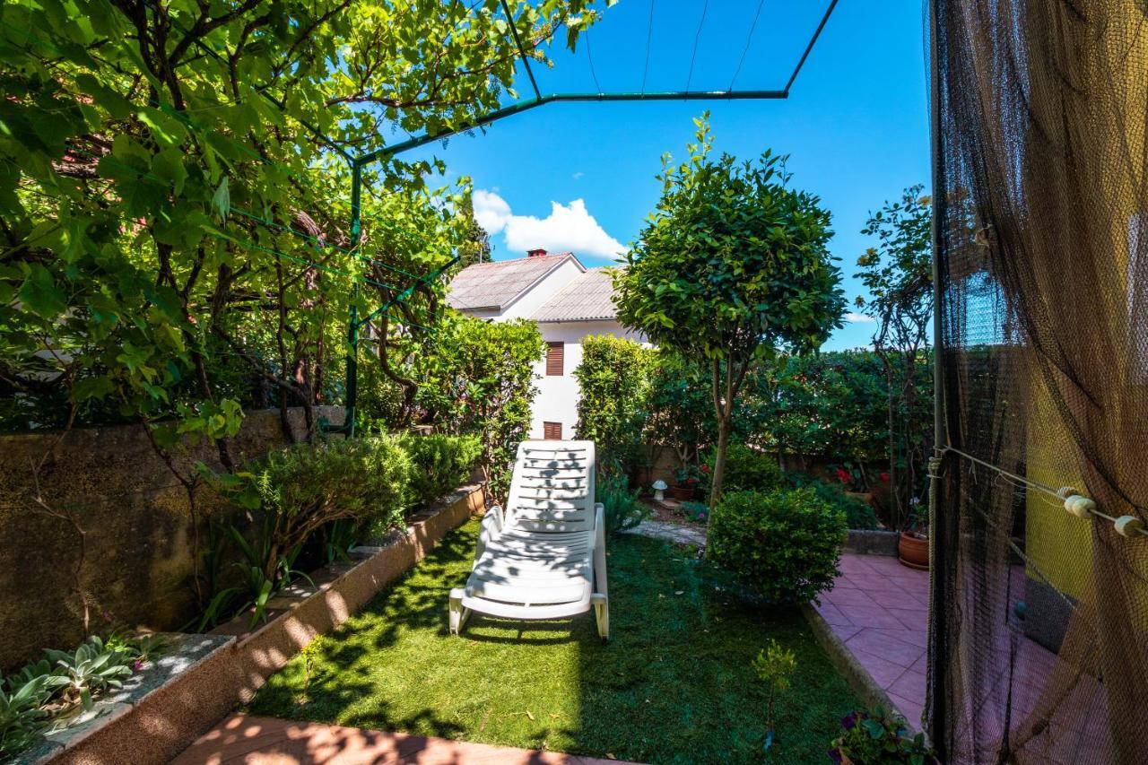 Apartmani Grguric Корнич Экстерьер фото